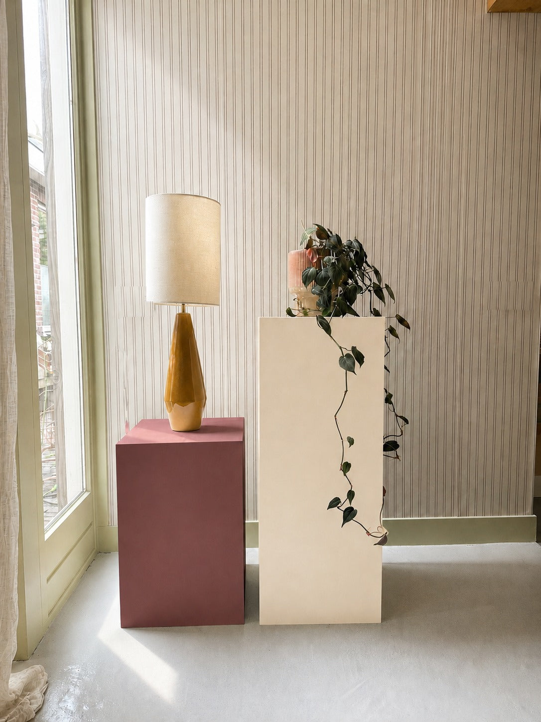 MDF pilaren van 60 en 100 cm in de kleuren Merlot en Vanille